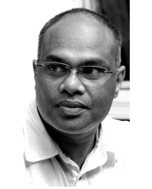 விமல் குழந்தைவேல்