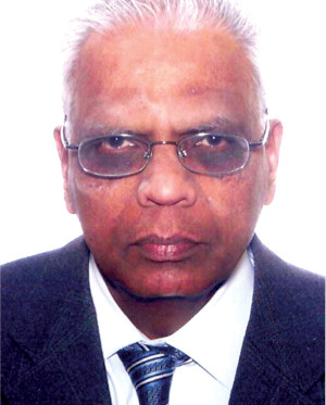 மணி வேலுப்பிள்ளை